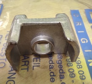 Geda Lift - osłona rolki prowadzącej do sań prawa