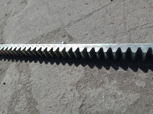 Gear rack for Uni-Mast i Uni-X-Mast