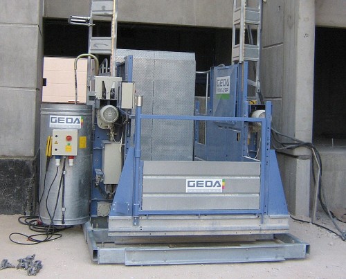 Geda 1500 Z/ZP, Gen 2 for 12m, platform "I" - Transport platforms for persons and material