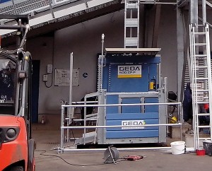 Geda 500 ZP P - personal and material permanent hoist
