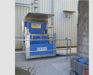 Geda 500 ZP P - personal and material permanent hoist