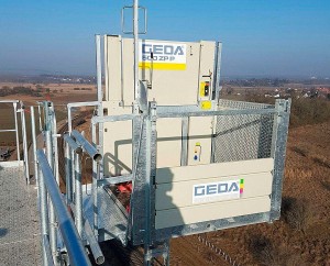 Geda 500 ZP P - personal and material permanent hoist