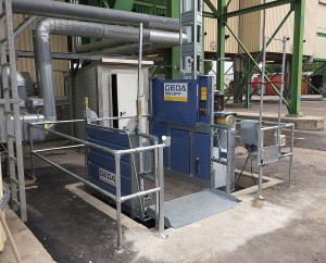 Geda 500 ZP P - personal and material permanent hoist