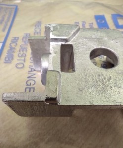 Guide roller guard, right for trolley (GEDA LIFT)