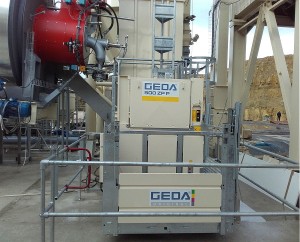Geda 500 ZP P - personal and material permanent hoist