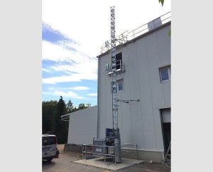 Geda 500 ZP P - personal and material permanent hoist